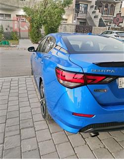 نيسان سنترا